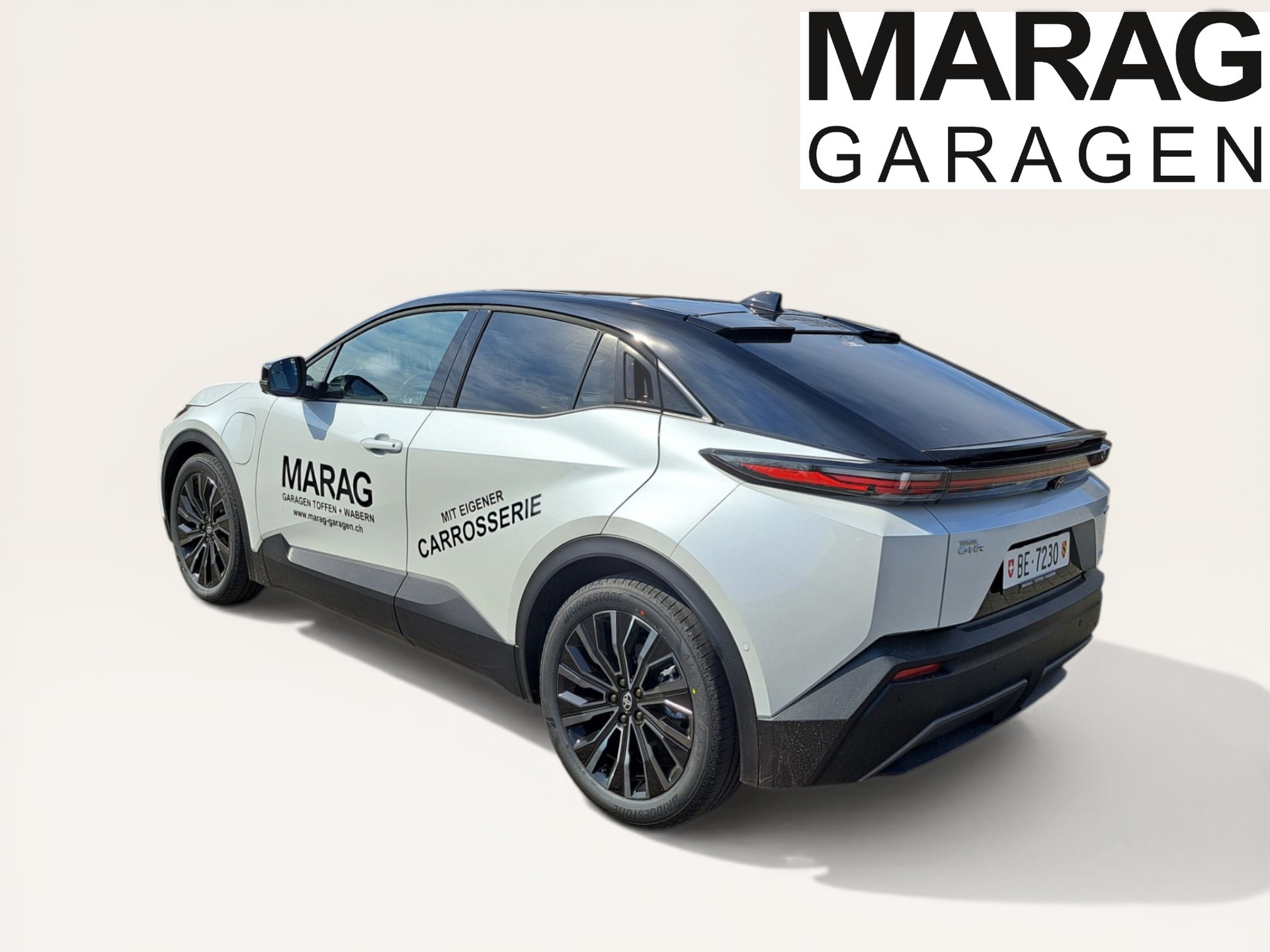 TOYOTA C-HR+ 77 kWh Premium AWD - 11