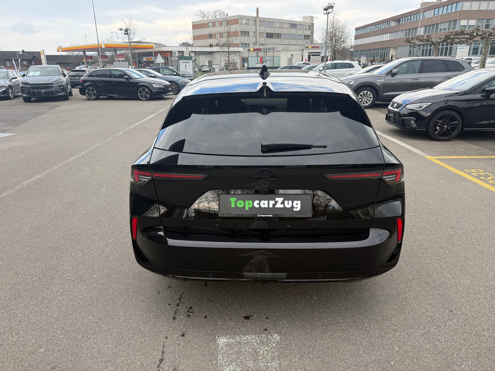 OPEL Astra Sports Tourer 1.2i Turbo GS A - 6