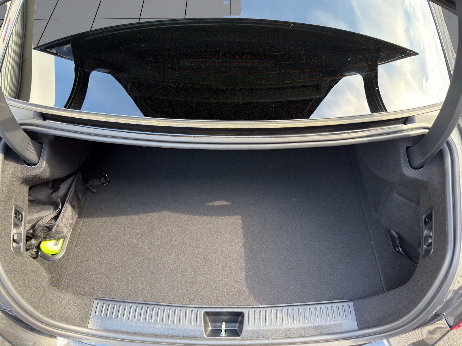 MERCEDES-BENZ E 400 e 4Matic 9G-Tronic - 6