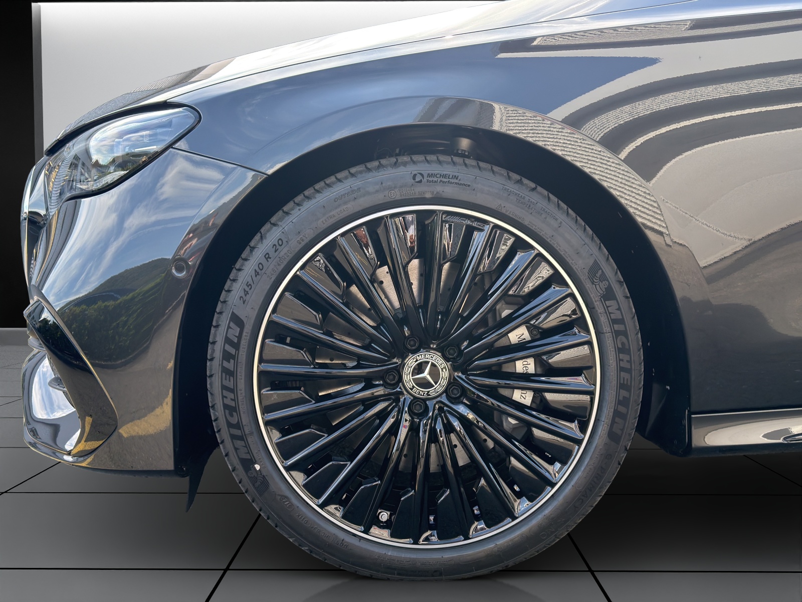 MERCEDES-BENZ E 400 e 4Matic 9G-Tronic - 7