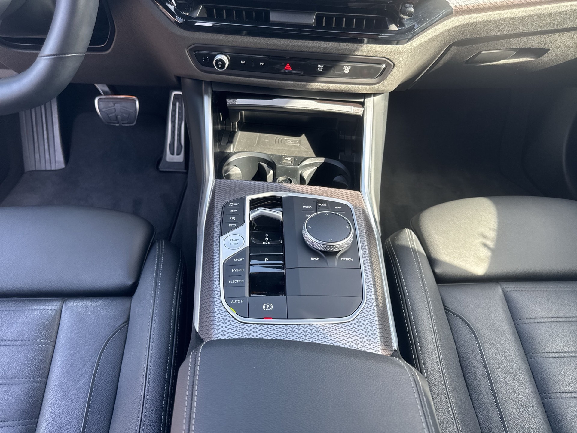 BMW 330e xDrive Steptronic M Sport - 13