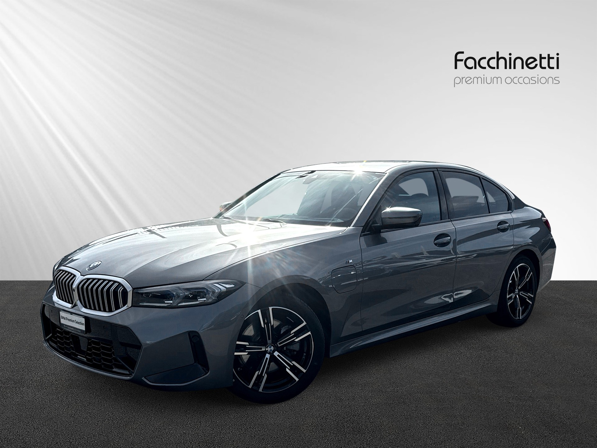 BMW 330e xDrive Steptronic M Sport