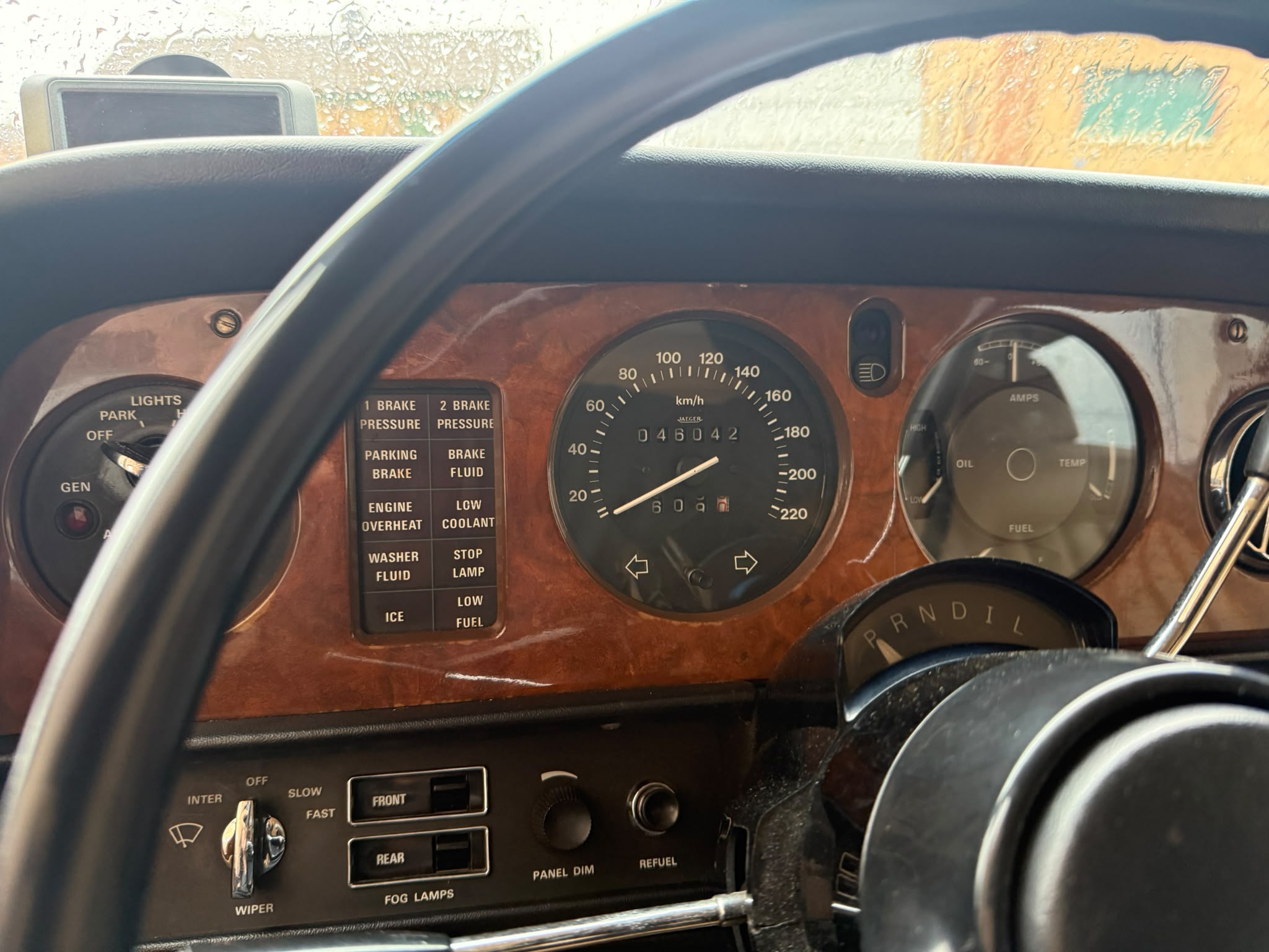 ROLLS-ROYCE Silver Wraith 13