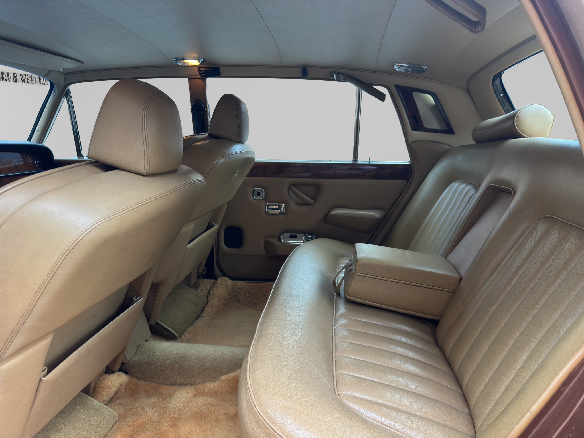 ROLLS-ROYCE Silver Wraith 19