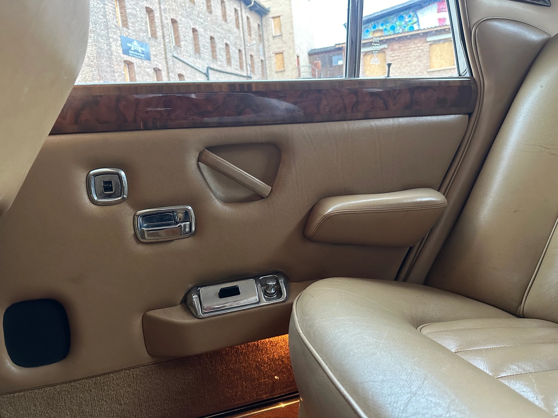 ROLLS-ROYCE Silver Wraith 21