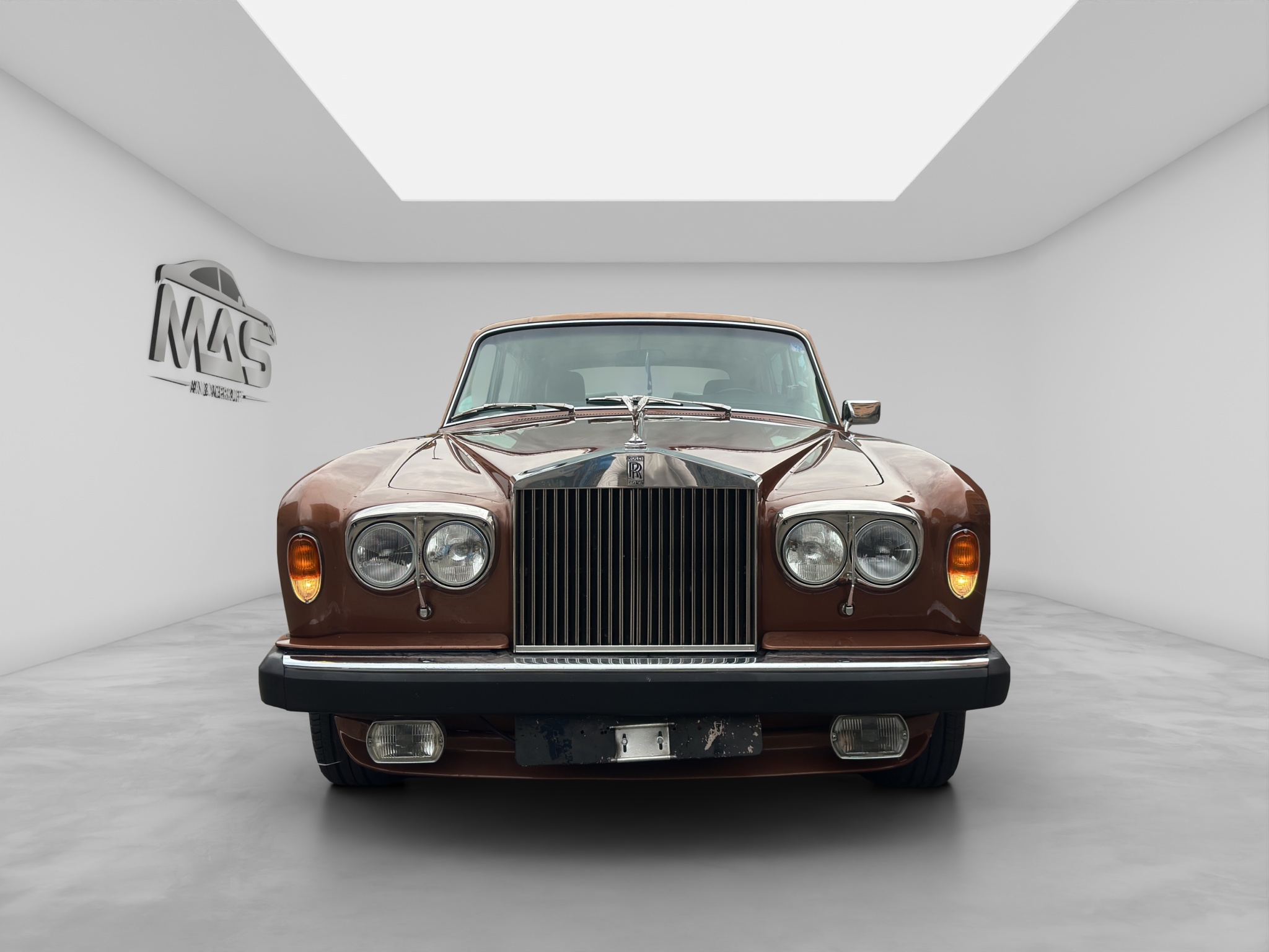 ROLLS-ROYCE Silver Wraith 2