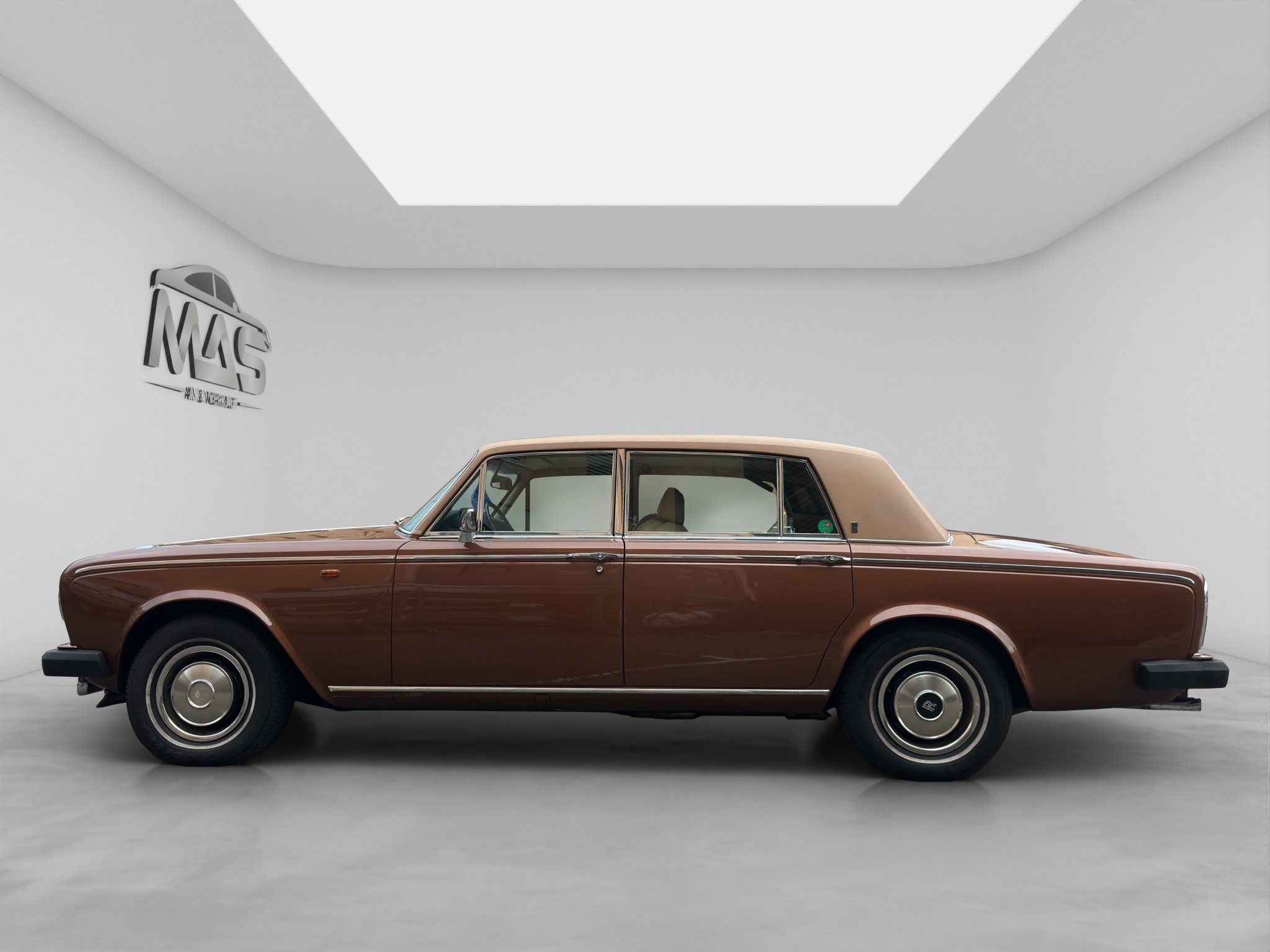ROLLS-ROYCE Silver Wraith 3