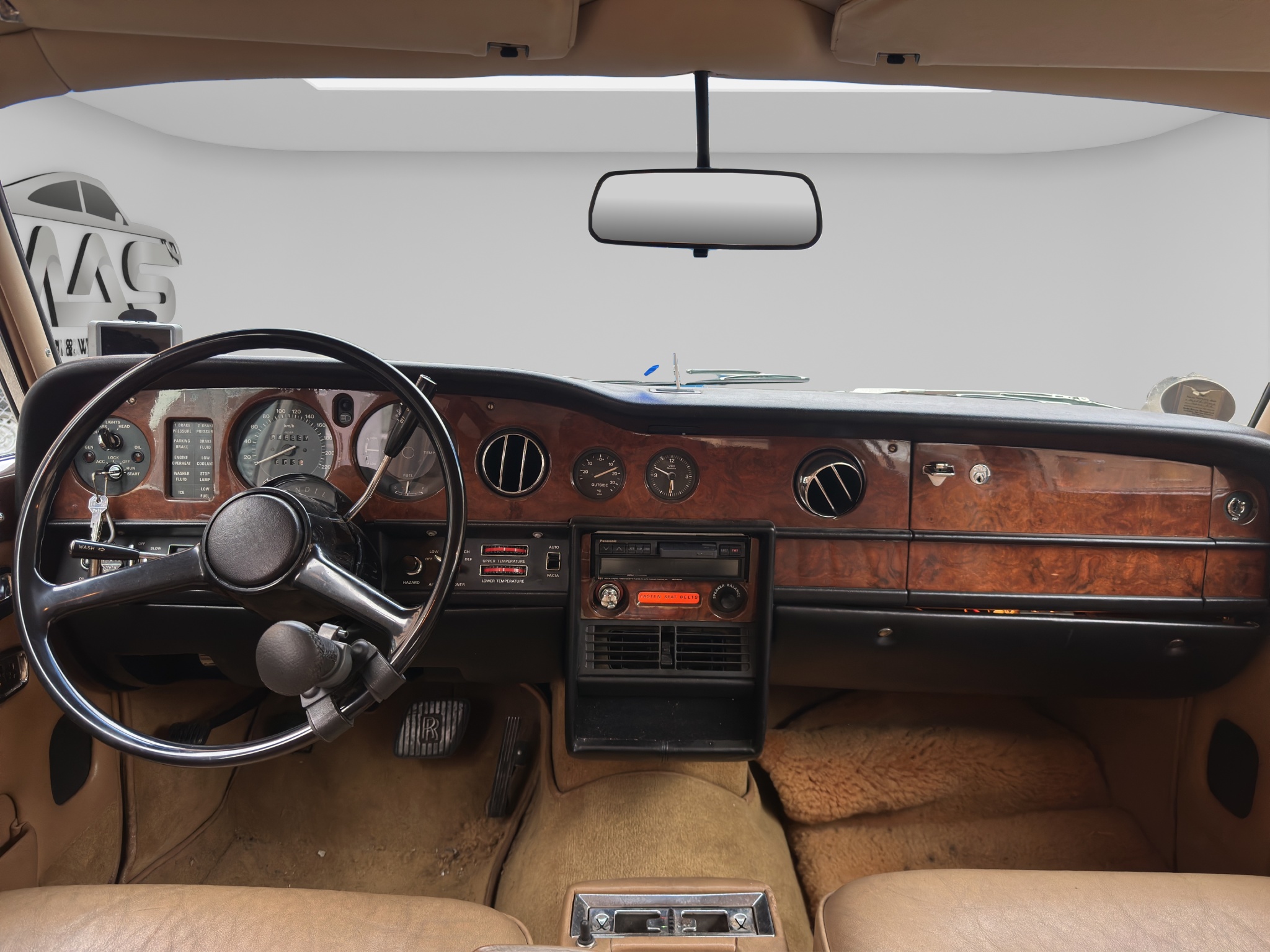 ROLLS-ROYCE Silver Wraith 10