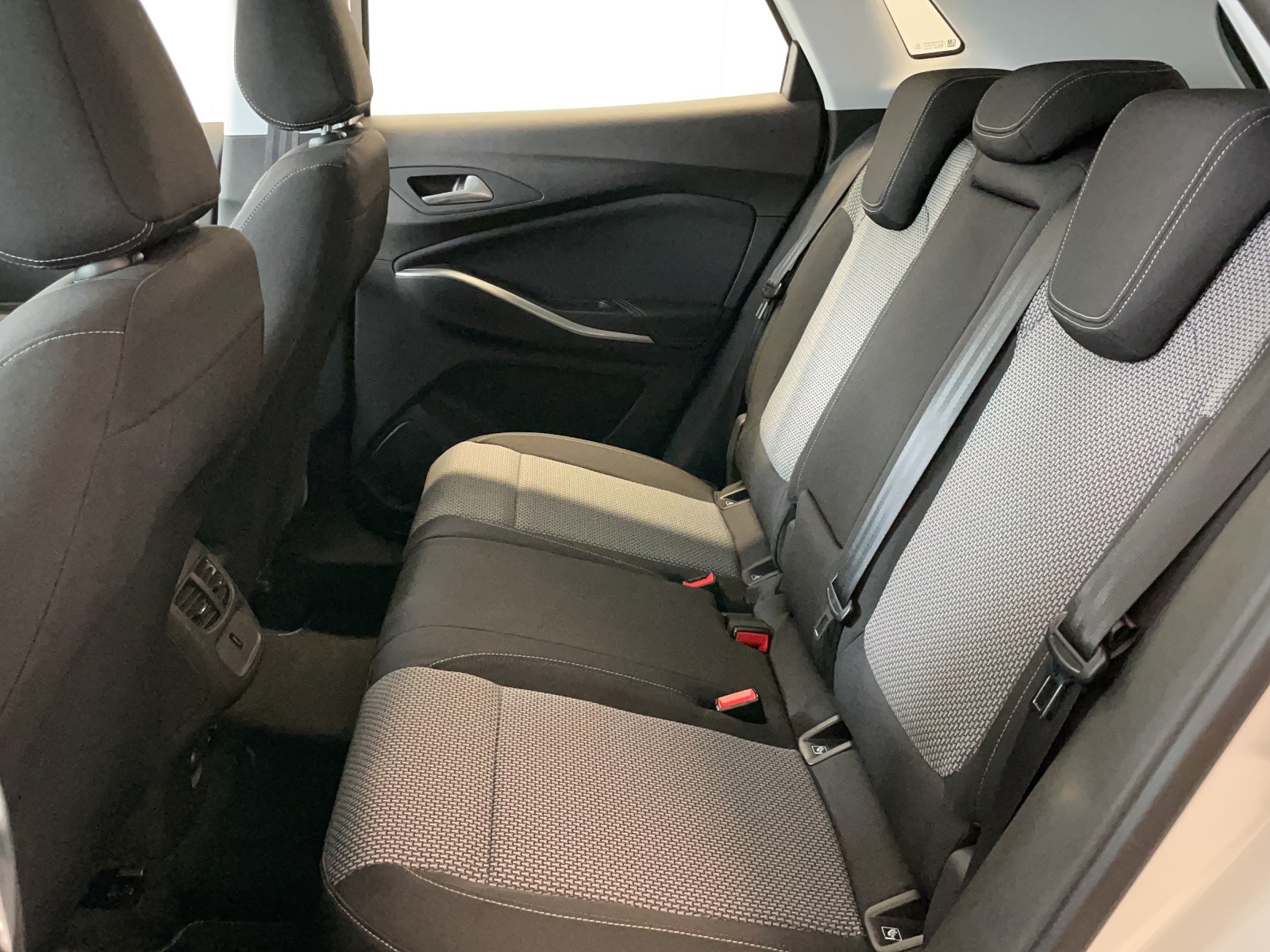 OPEL Grandland X 1.2 T Enjoy - 12
