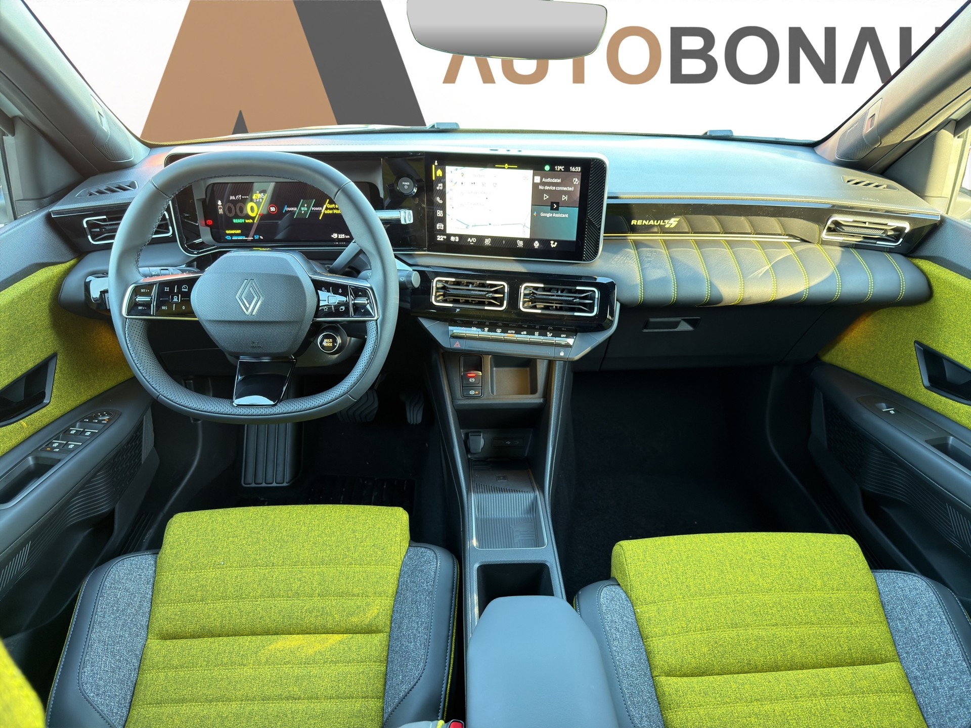 RENAULT R5 E-Tech Comfort Range iconic five - 10