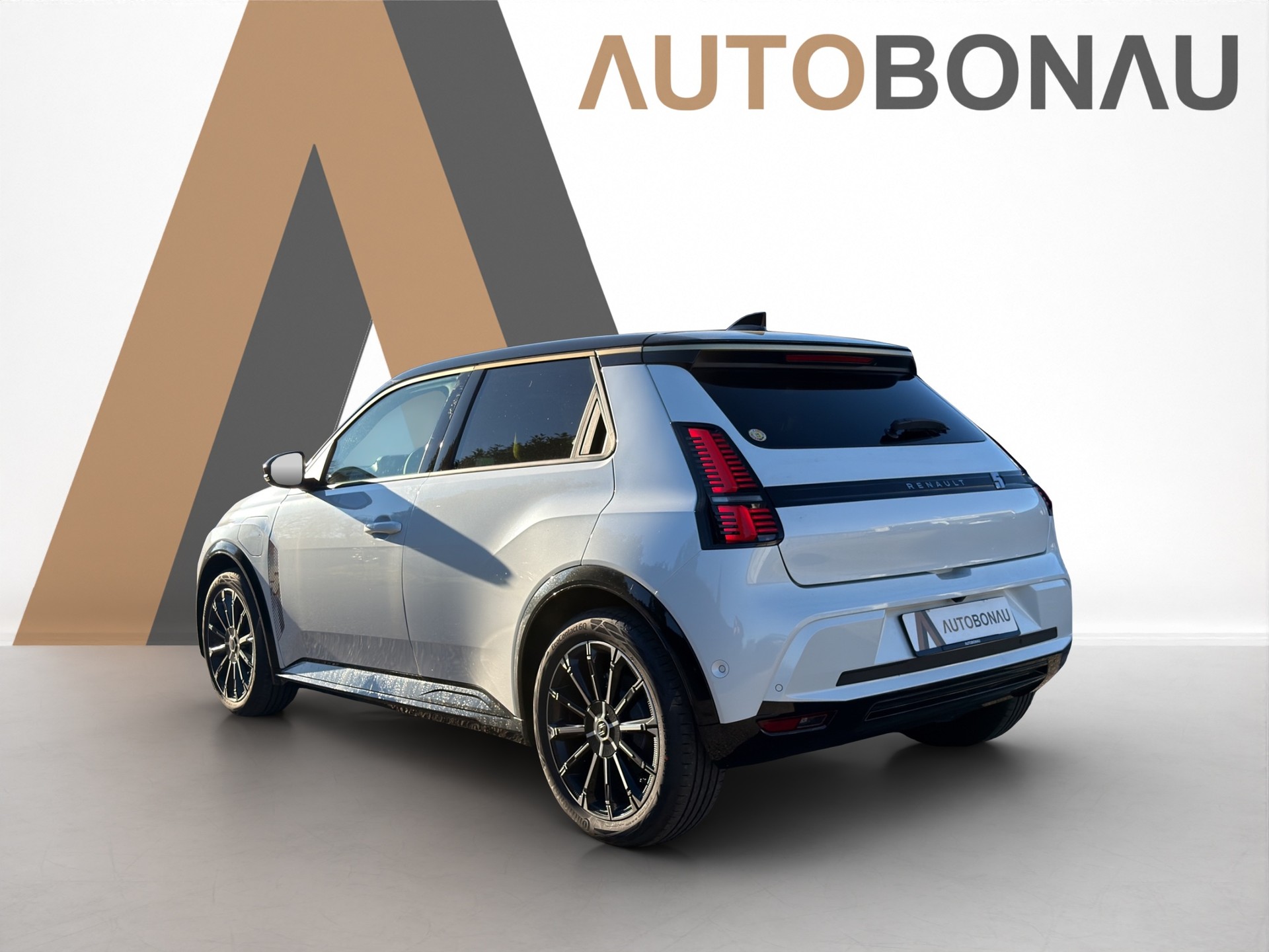 RENAULT R5 E-Tech Comfort Range iconic five - 3