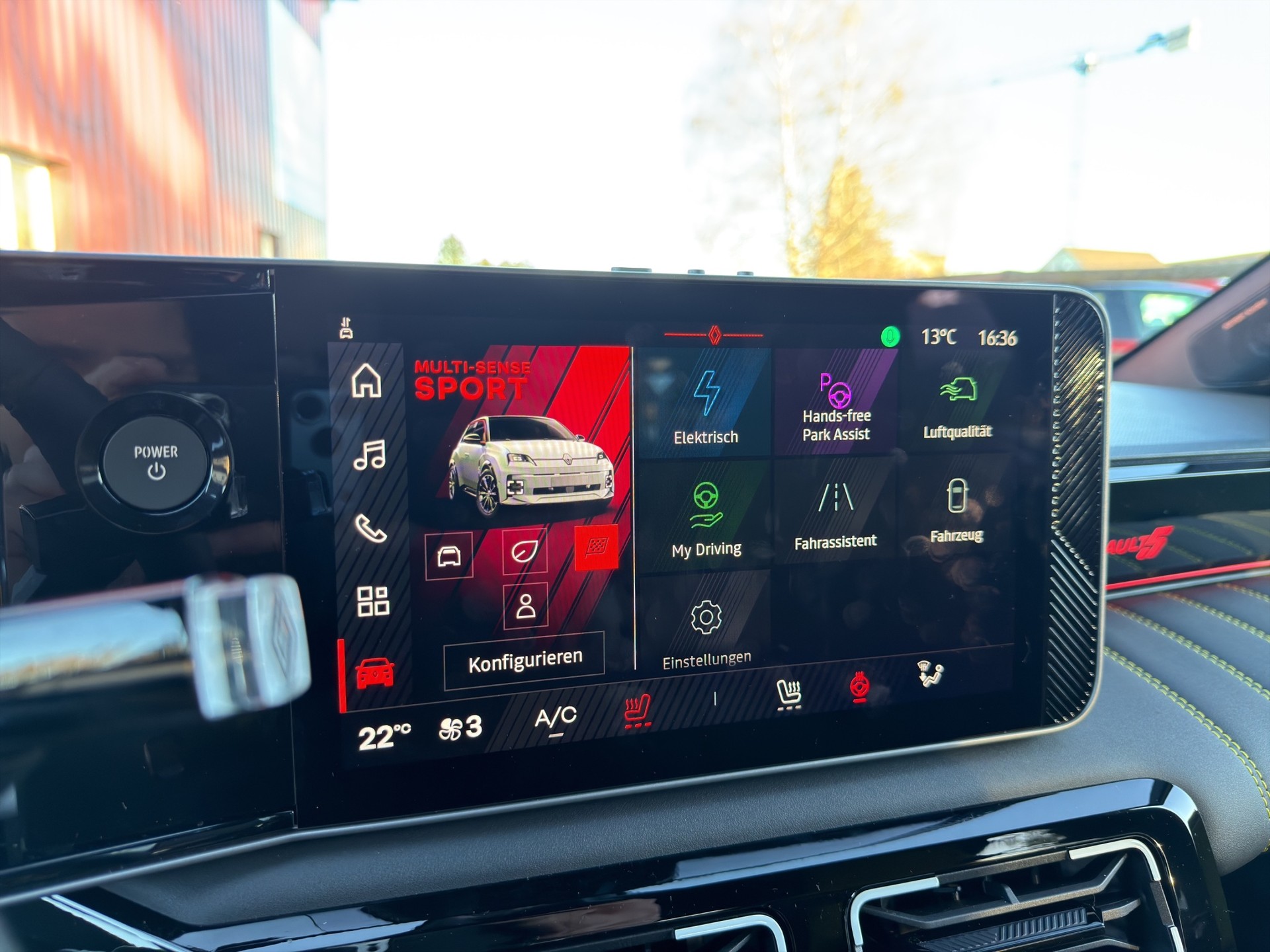 RENAULT R5 E-Tech Comfort Range iconic five - 29