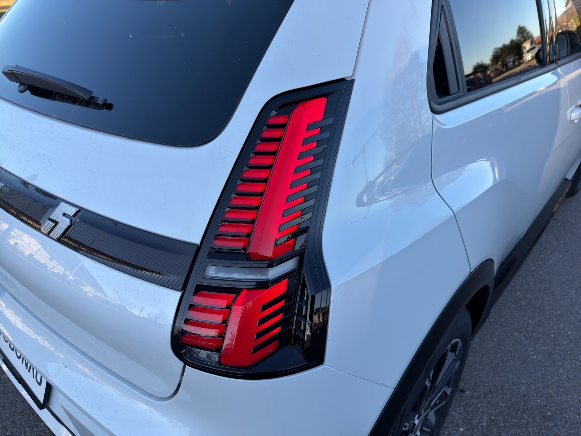 RENAULT R5 E-Tech Comfort Range iconic five - 21