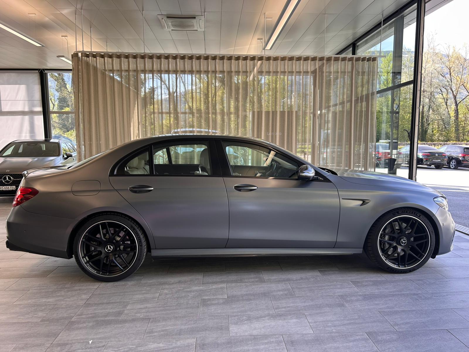 MERCEDES-BENZ E 63 AMG 4Matic - 6