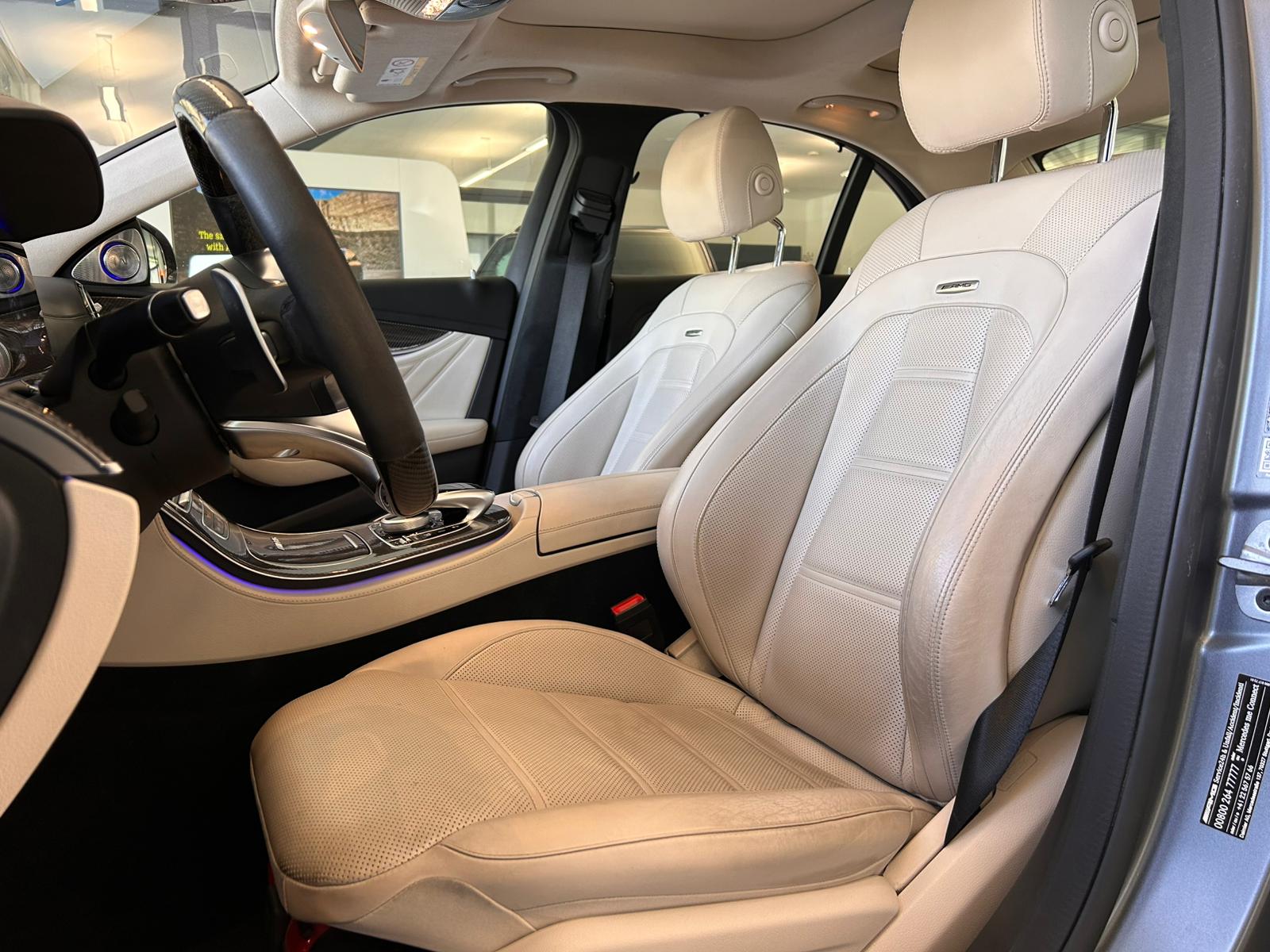 MERCEDES-BENZ E 63 AMG 4Matic - 11