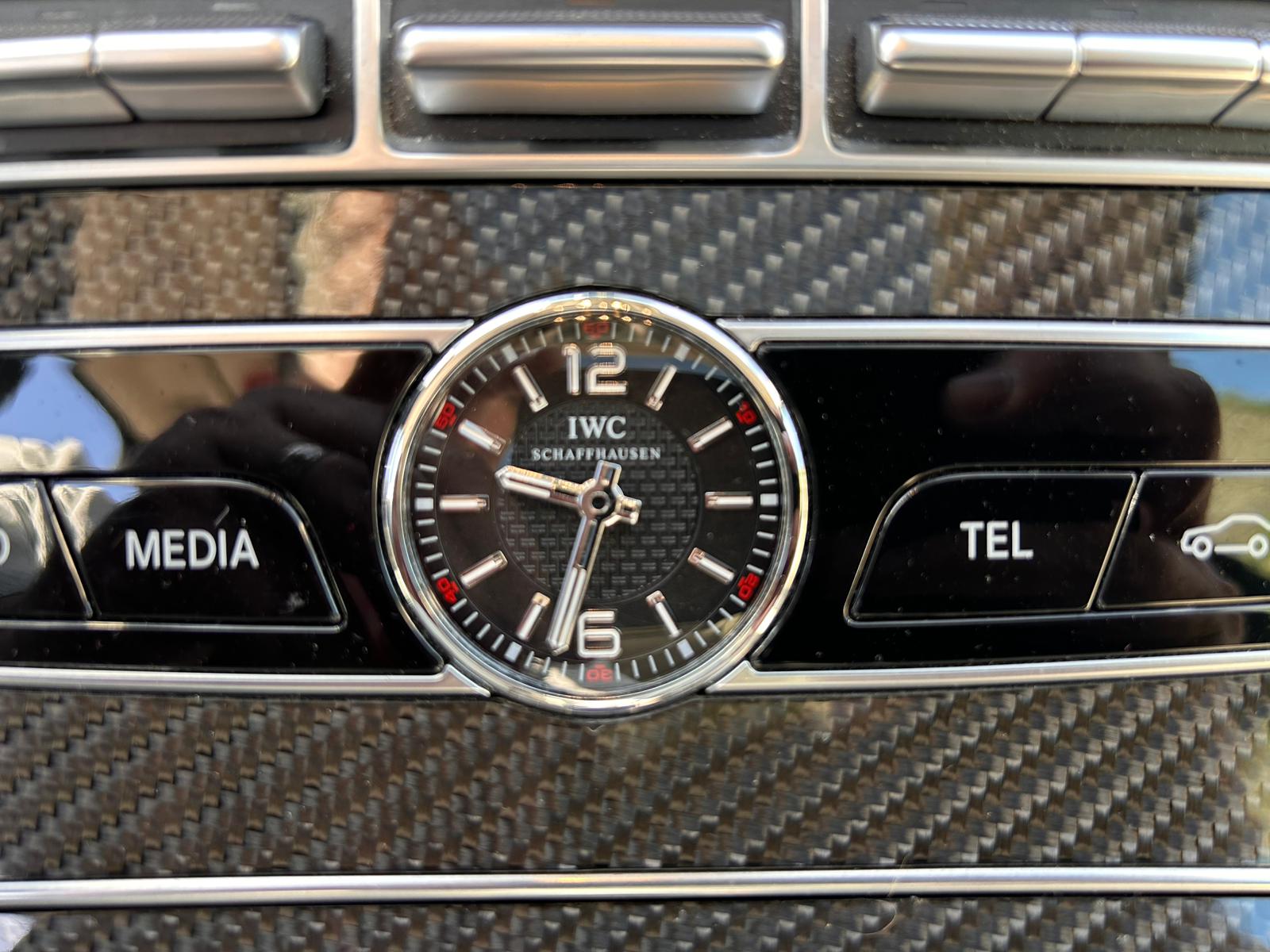 MERCEDES-BENZ E 63 AMG 4Matic - 12