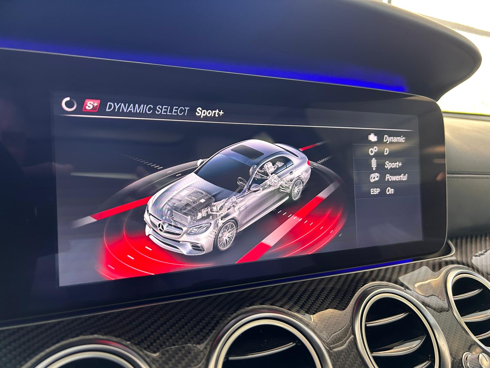 MERCEDES-BENZ E 63 AMG 4Matic - 18