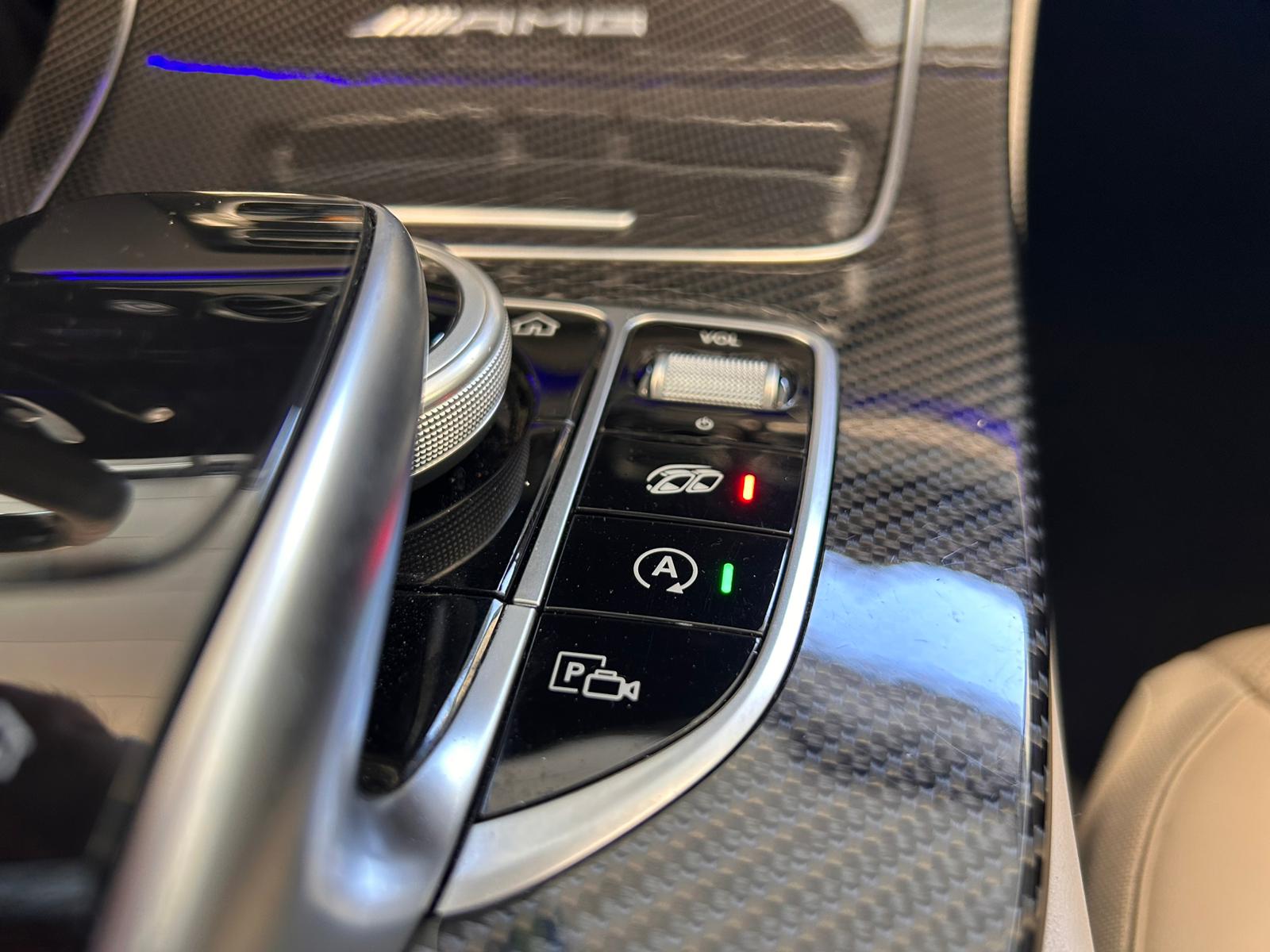 MERCEDES-BENZ E 63 AMG 4Matic - 13