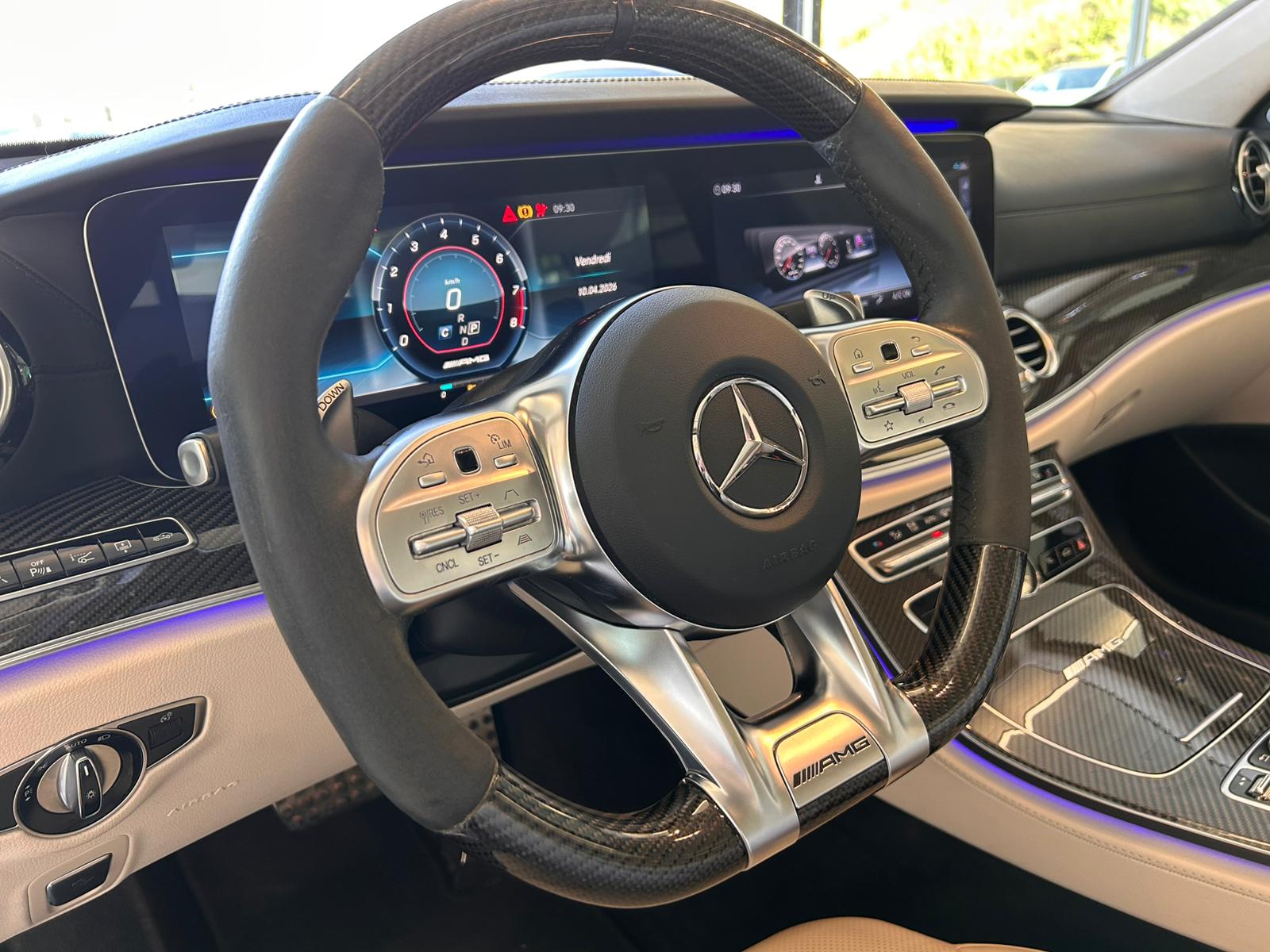 MERCEDES-BENZ E 63 AMG 4Matic - 9