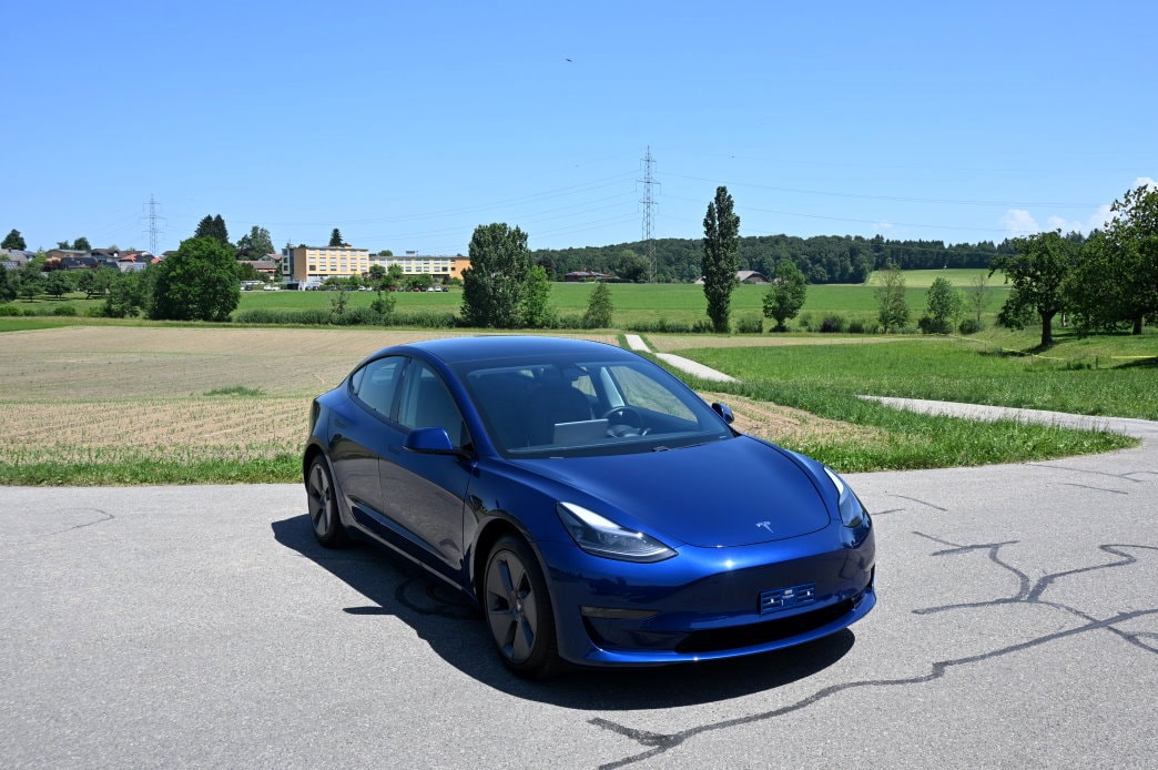 TESLA Model 3 Long Range Dual Motor AWD Facelift - 2