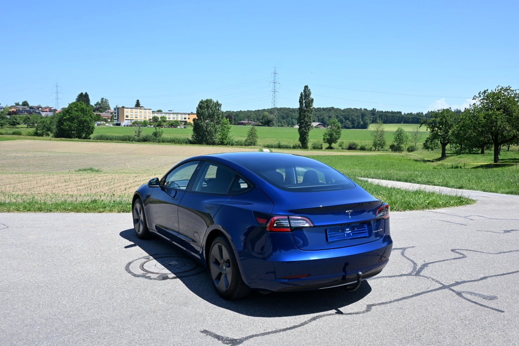 TESLA Model 3 Long Range Dual Motor AWD Facelift - 4