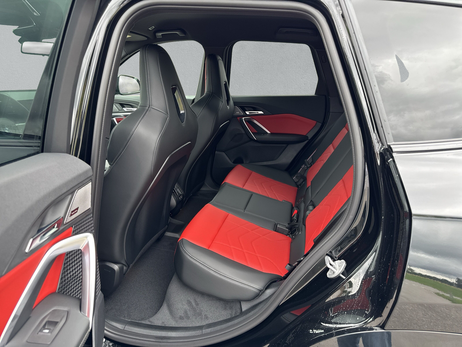 BMW iX1 eDrive 20 M Sport Pro - 15