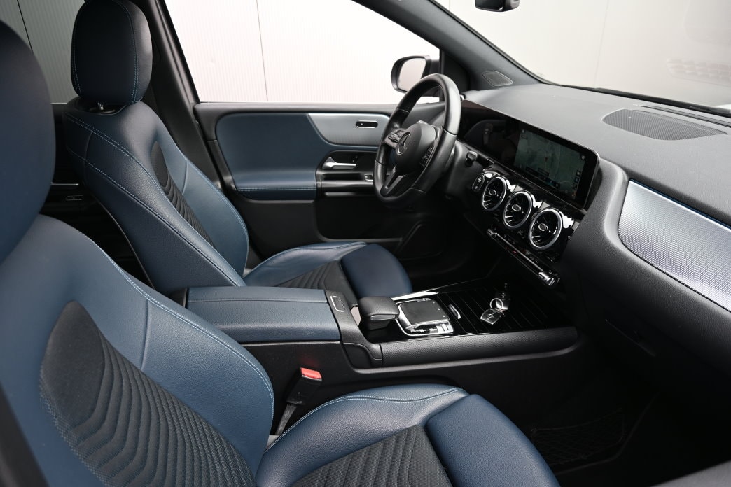 MERCEDES-BENZ B 180 d 7G-DCT - 5