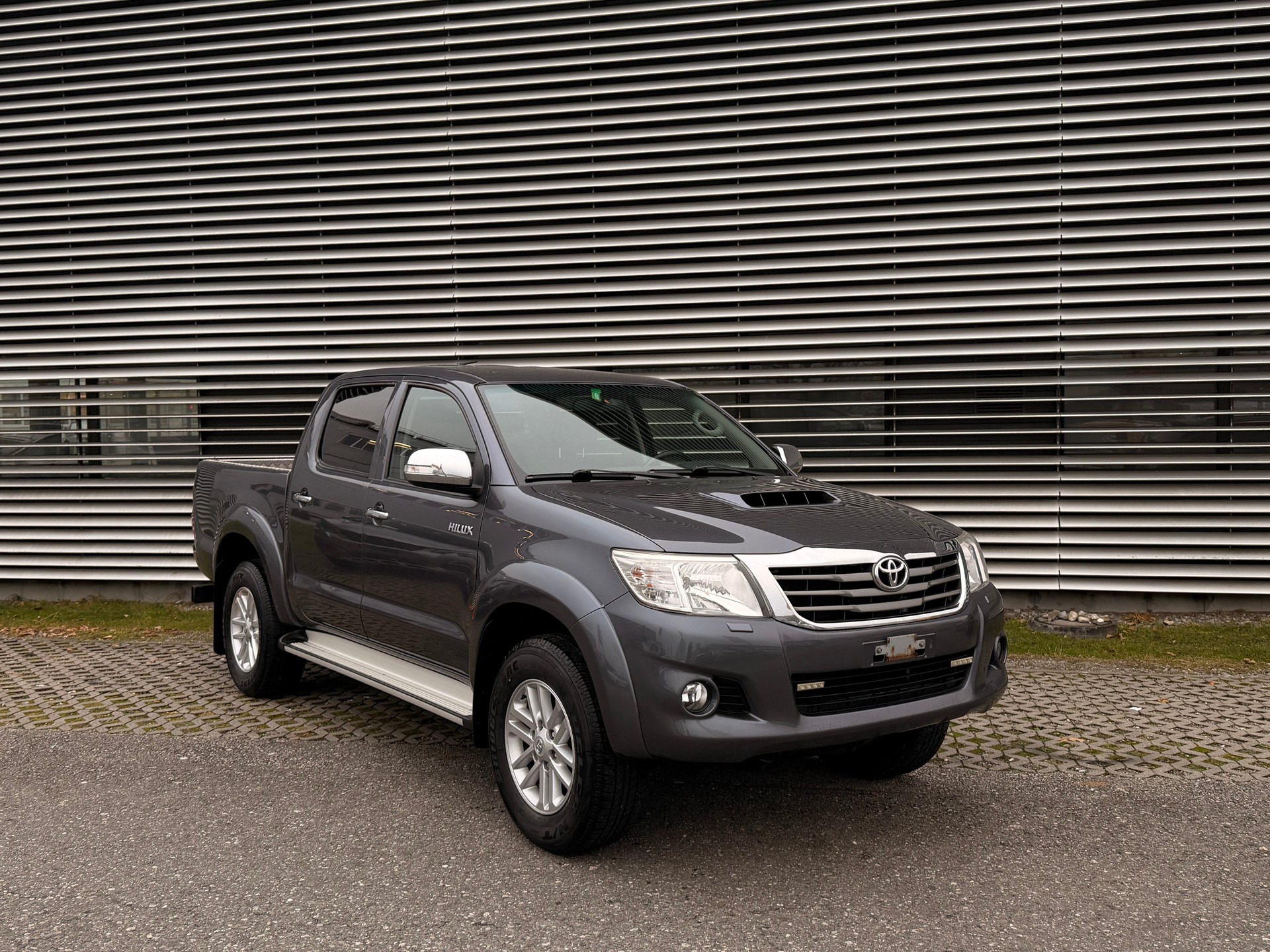 TOYOTA Hilux 3.0 4WD Double Cab Sol Premium