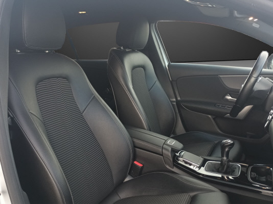 MERCEDES-BENZ A 200 Progressive - 8