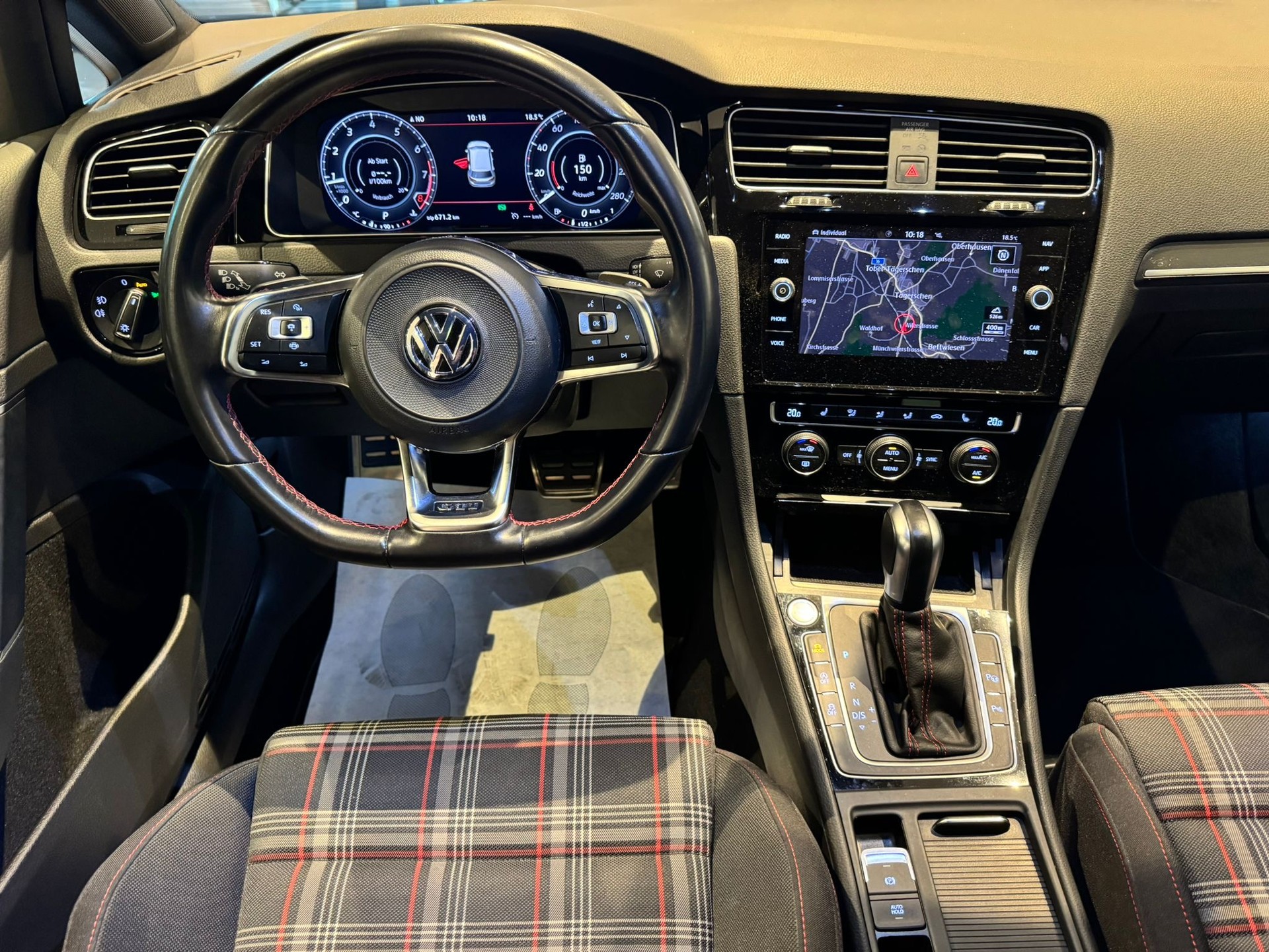 VW Golf VII 2.0 TSI GTI Performance DSG - 16