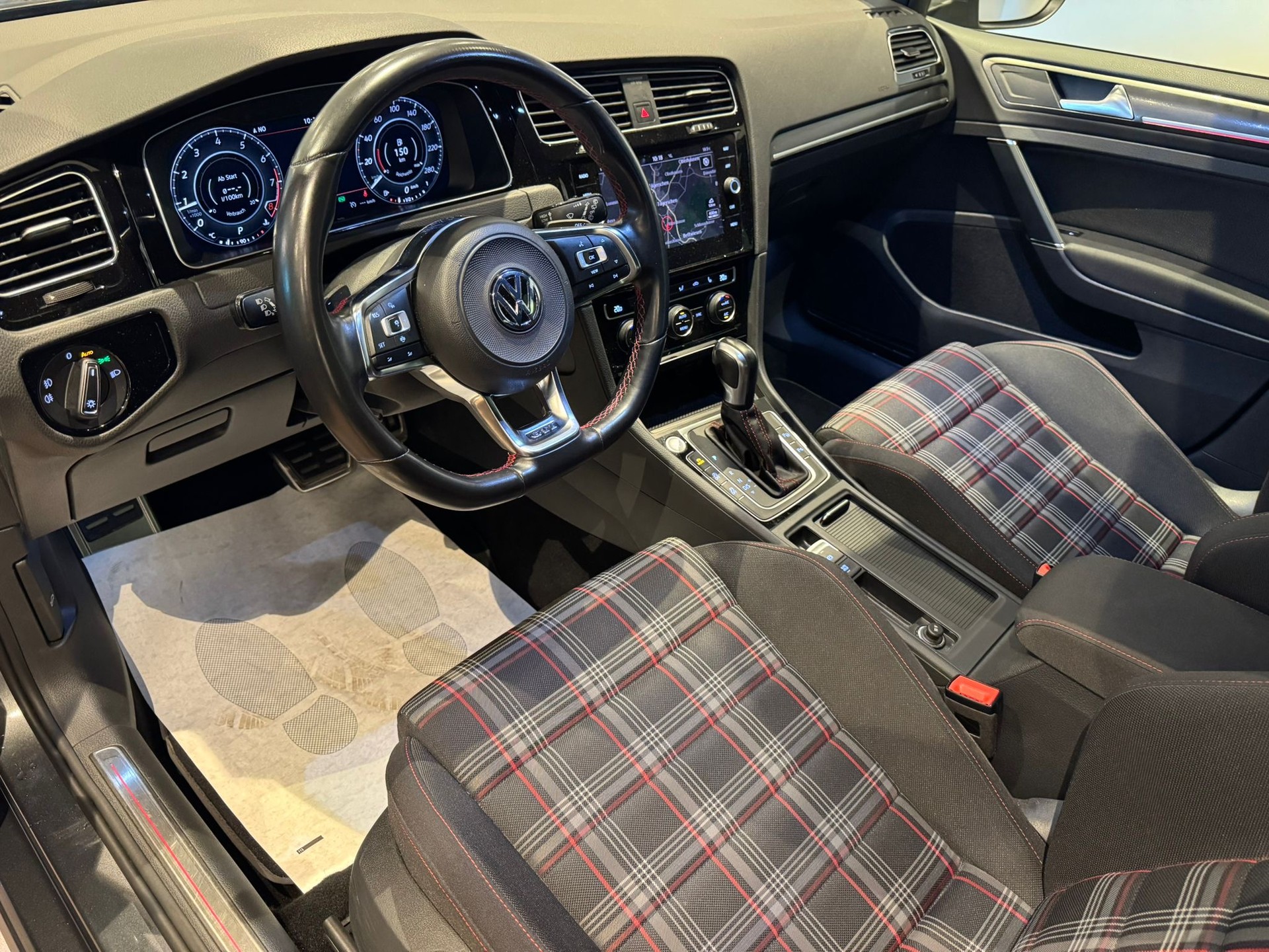 VW Golf VII 2.0 TSI GTI Performance DSG - 14
