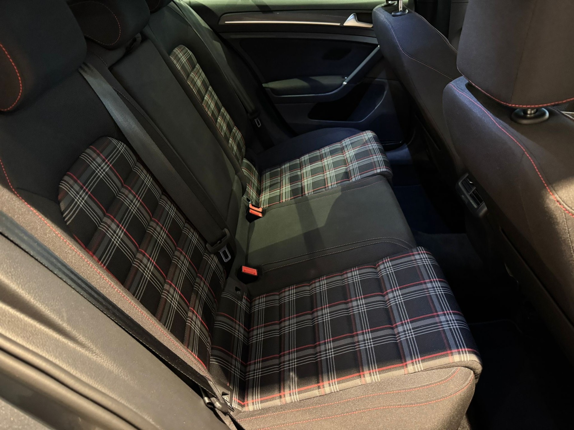 VW Golf VII 2.0 TSI GTI Performance DSG - 12