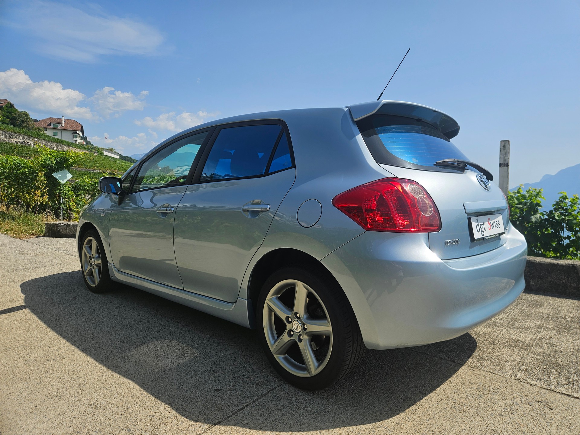 TOYOTA Auris 1.6 Linea Sol - 8