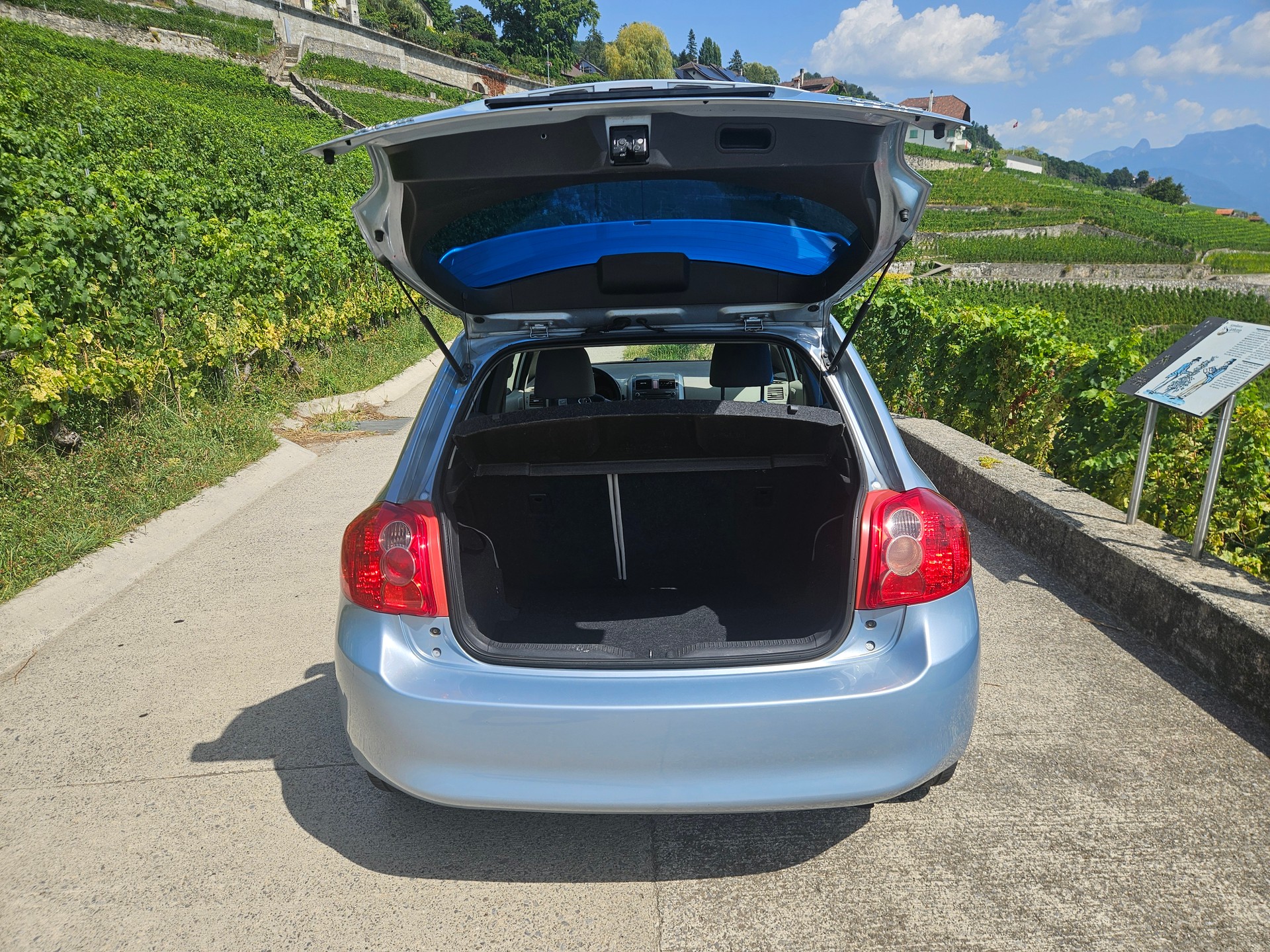 TOYOTA Auris 1.6 Linea Sol - 5