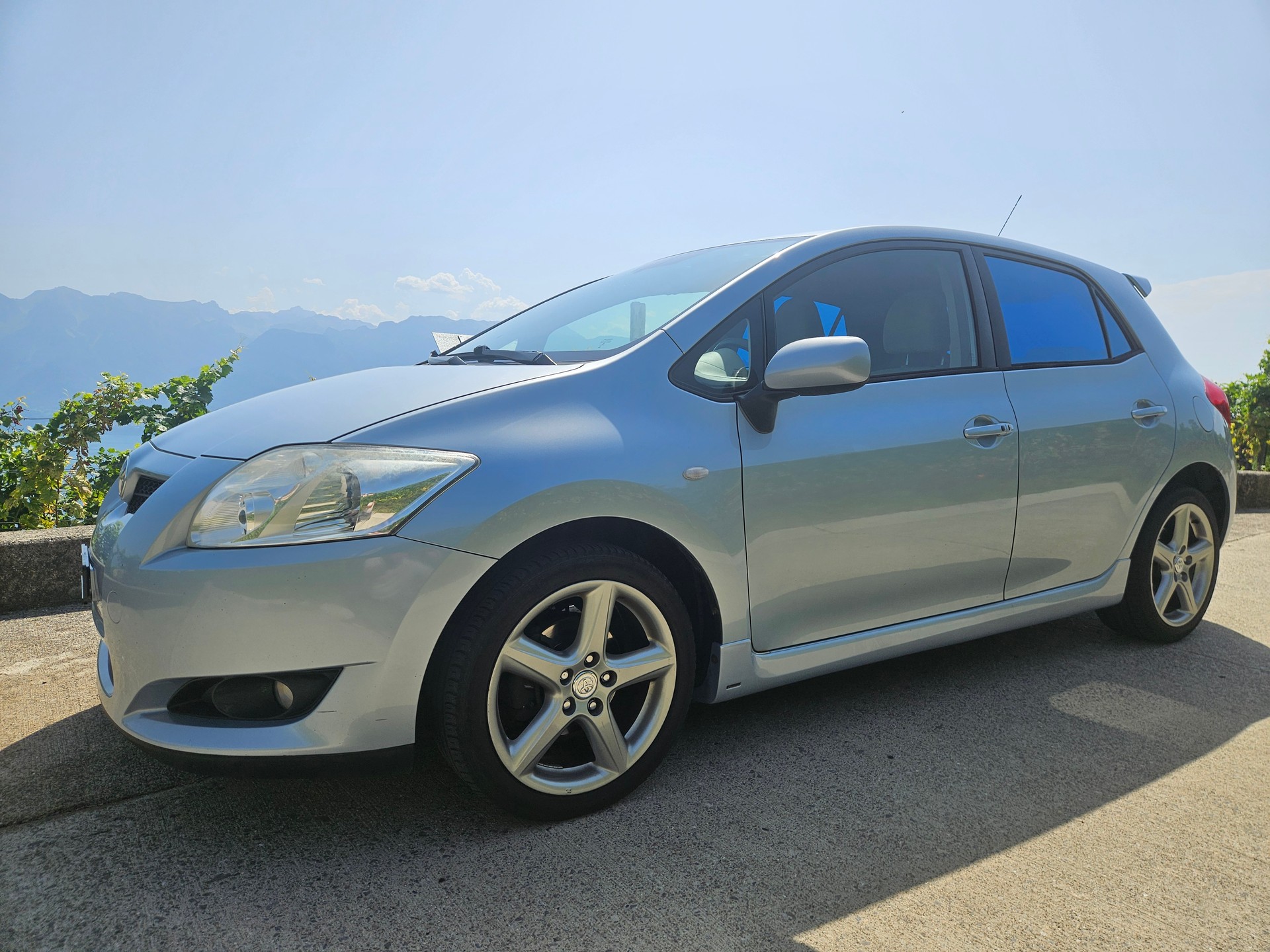 TOYOTA Auris 1.6 Linea Sol - 9