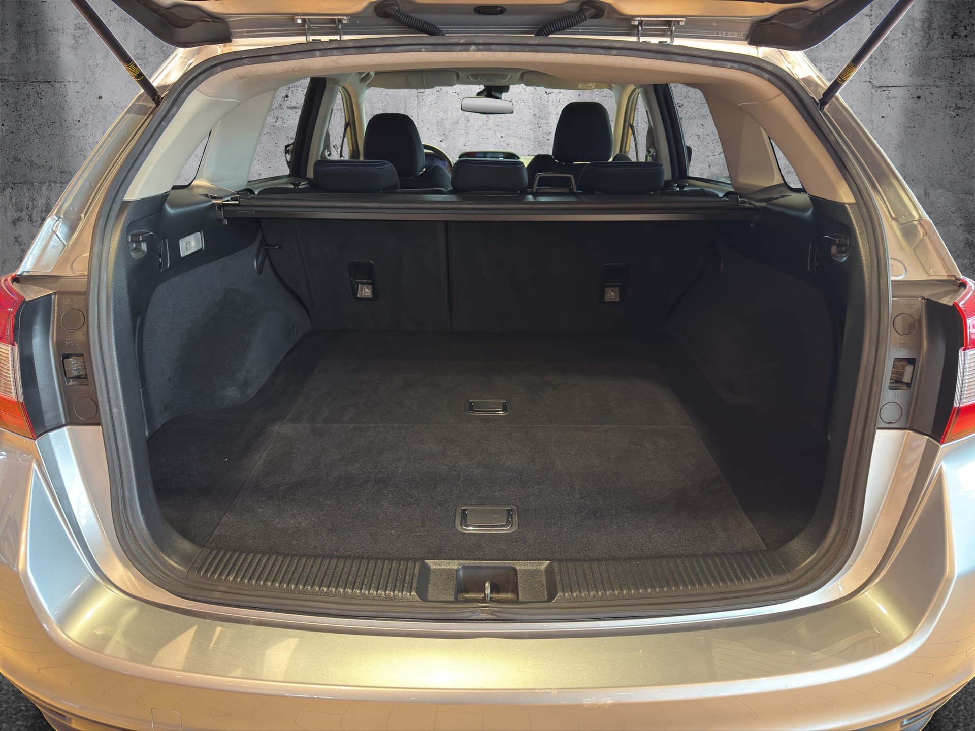 SUBARU Levorg 1.6DIT Luxury S AWD Lineartronic - 13