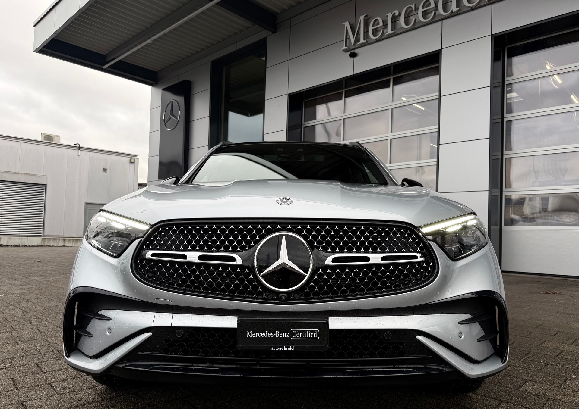 MERCEDES-BENZ GLC 220 d AMG Line 4Matic 9G-Tronic - 3