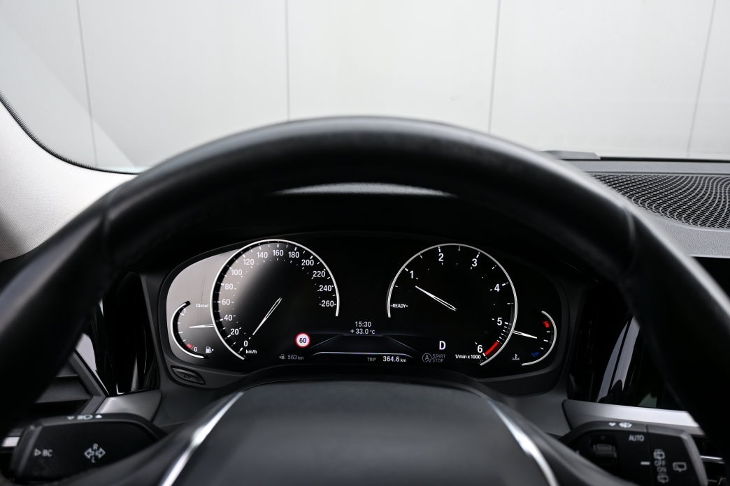 BMW 320d xDrive Touring Steptronic - 10