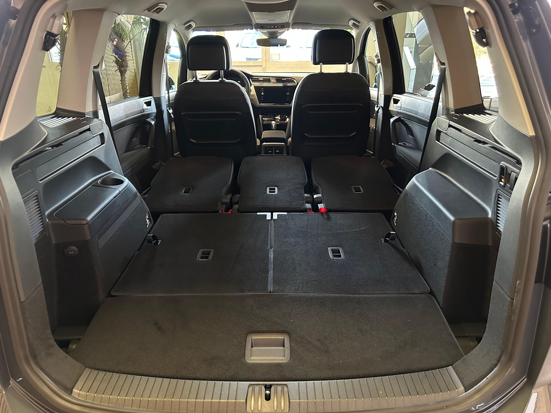 VW Touran 1.5 TSI Comfortline DSG 7 PLACES/7PLATZ - 26