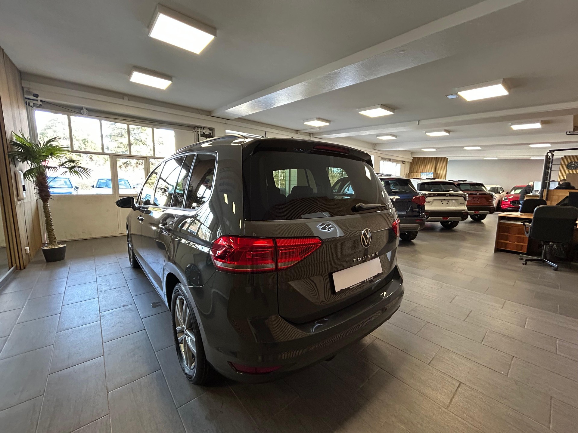 VW Touran 1.5 TSI Comfortline DSG 7 PLACES/7PLATZ - 6