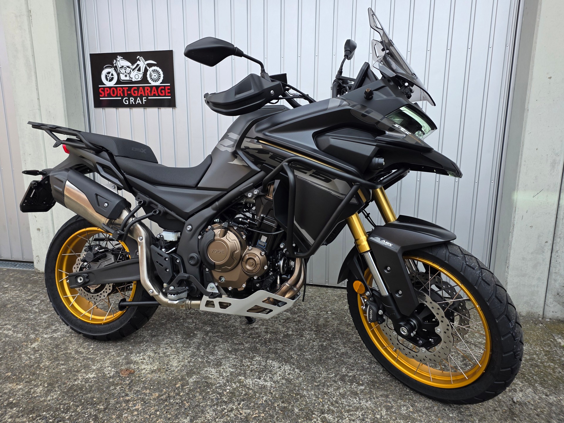 VOGE Voge 625 DSX Black Knight - 1