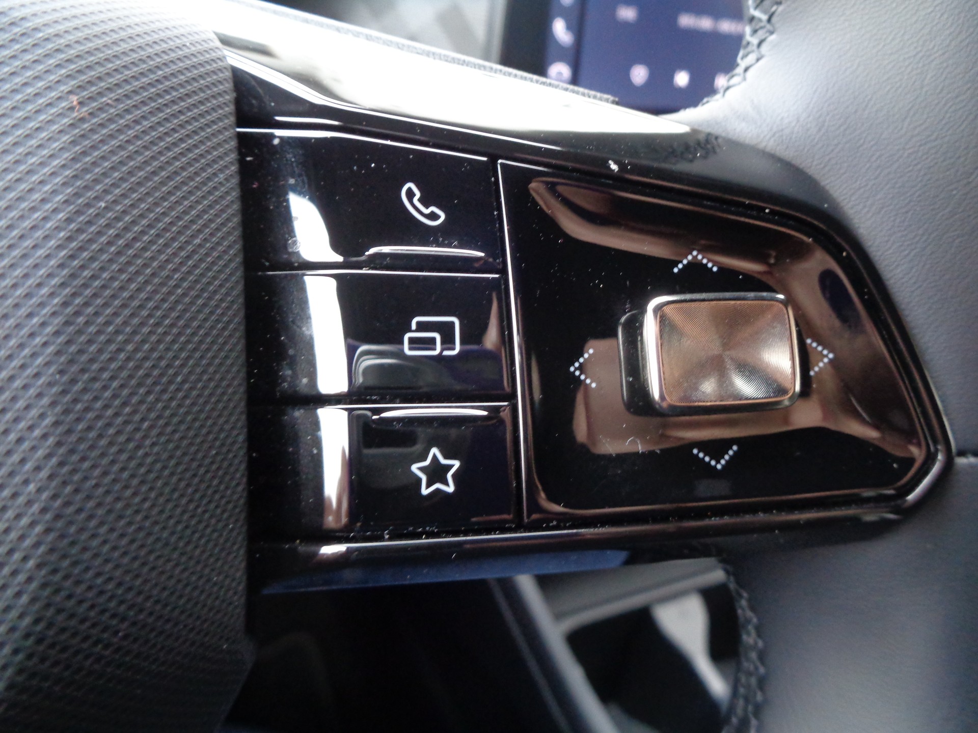 MG 3 1.5 Hybrid Luxury Aut. - 18