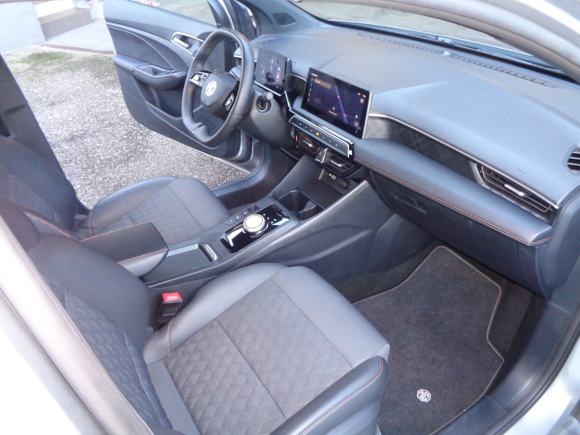 MG 3 1.5 Hybrid Luxury Aut. - 9