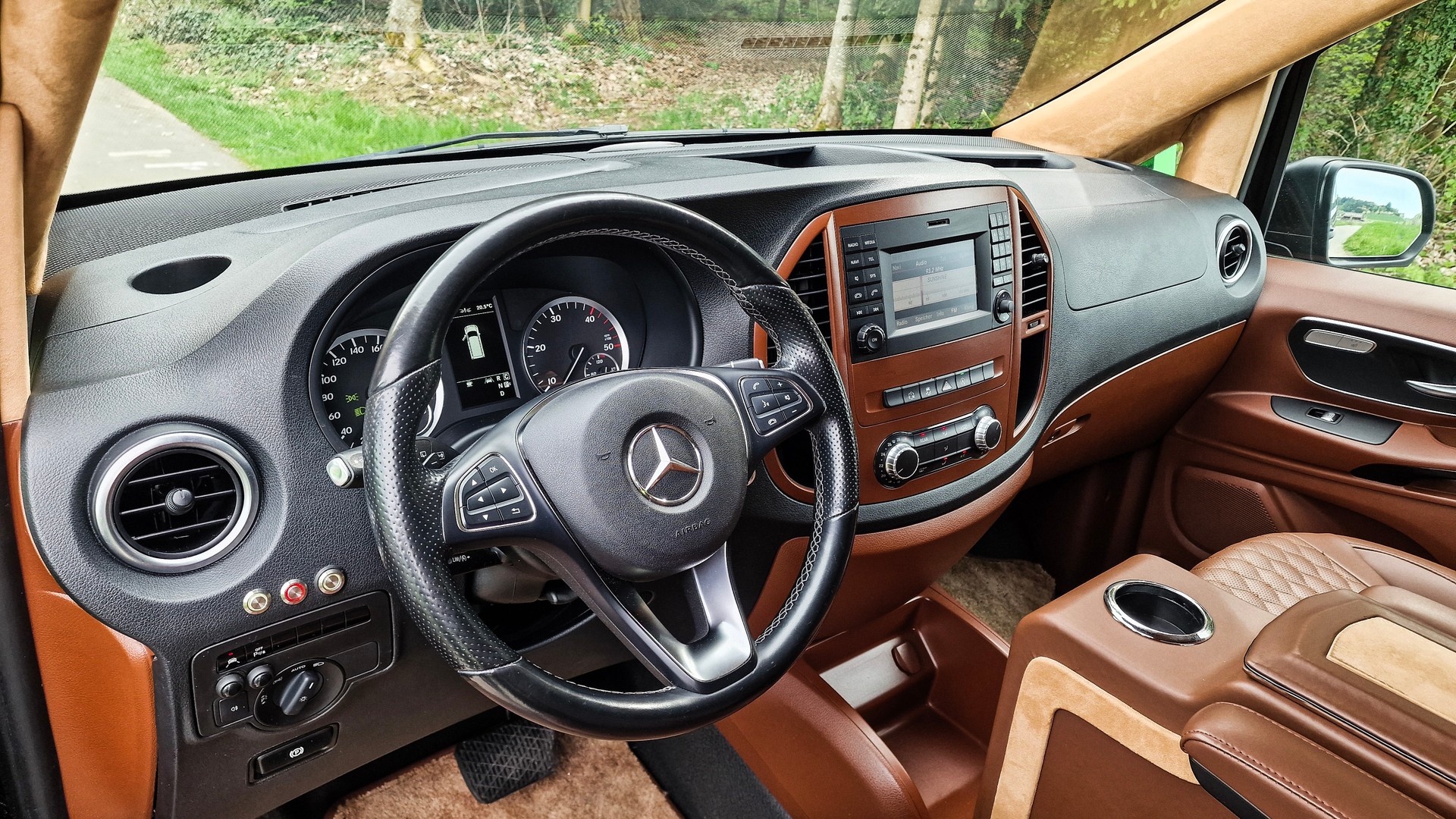 MERCEDES-BENZ 116 VIP-Bus Tourer L 7G-Tronic - 13