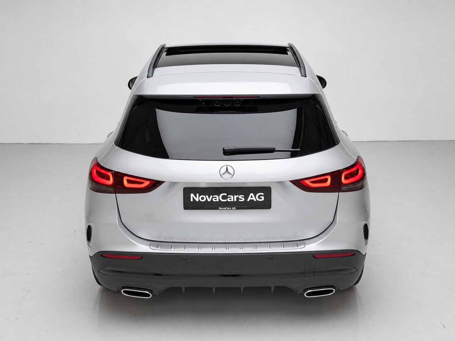 MERCEDES-BENZ GLA 250 4MATIC AMG Line (CH) | VOLLAUSSTATTUNG - 4
