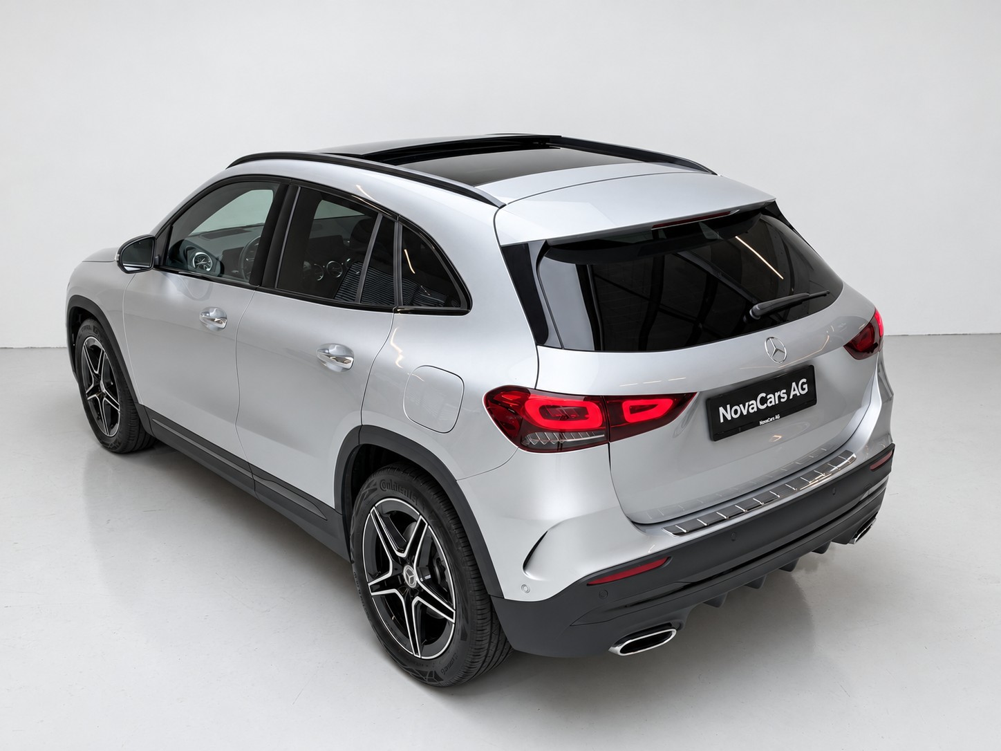 MERCEDES-BENZ GLA 250 4MATIC AMG Line (CH) | VOLLAUSSTATTUNG - 3