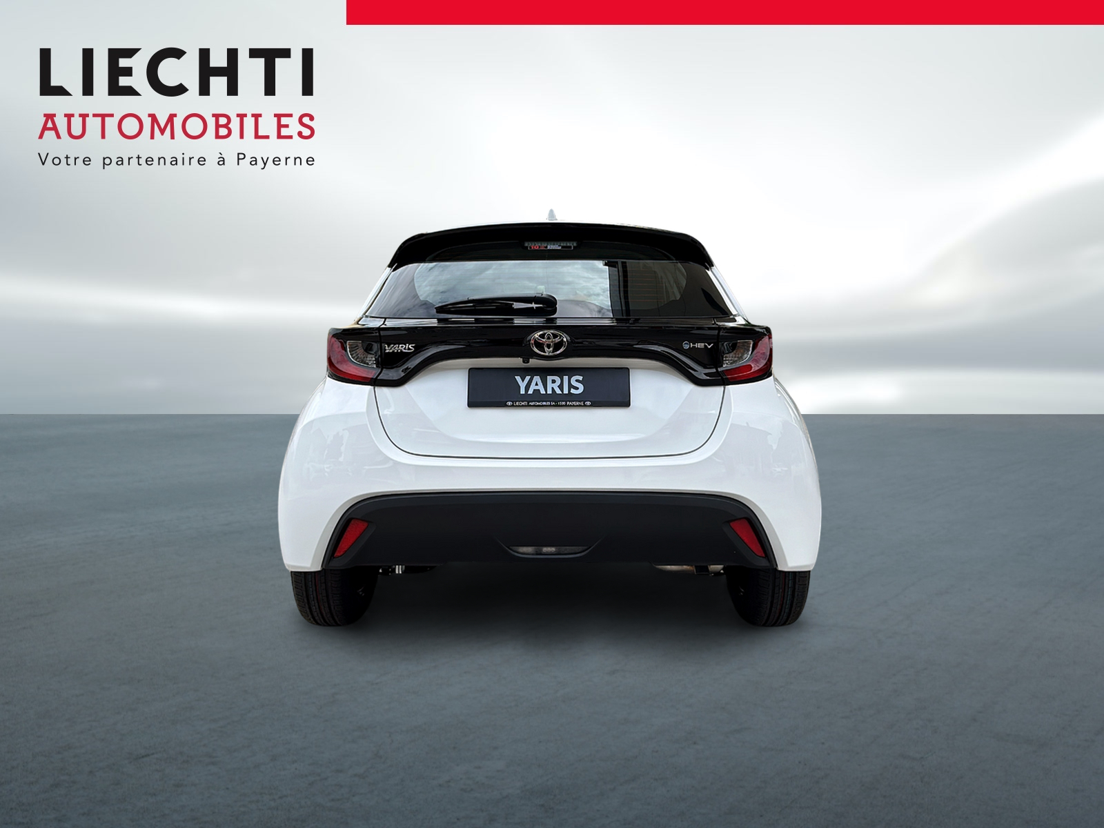 TOYOTA Yaris 1.5 Comfort e-CVT - 13