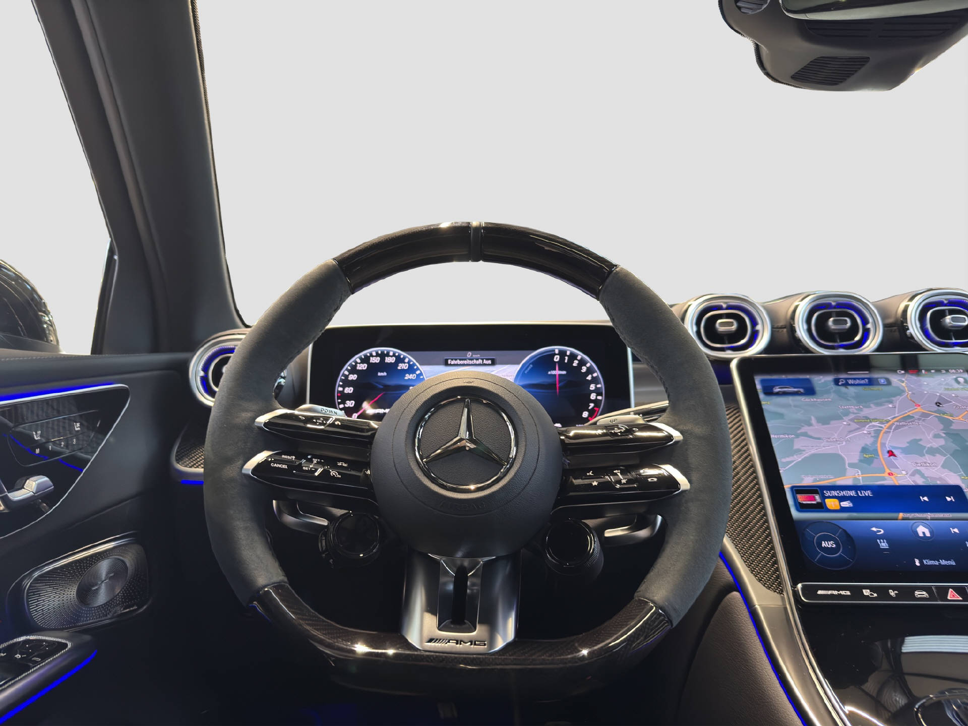 MERCEDES-BENZ GLC 63 AMG S E Performance - 9