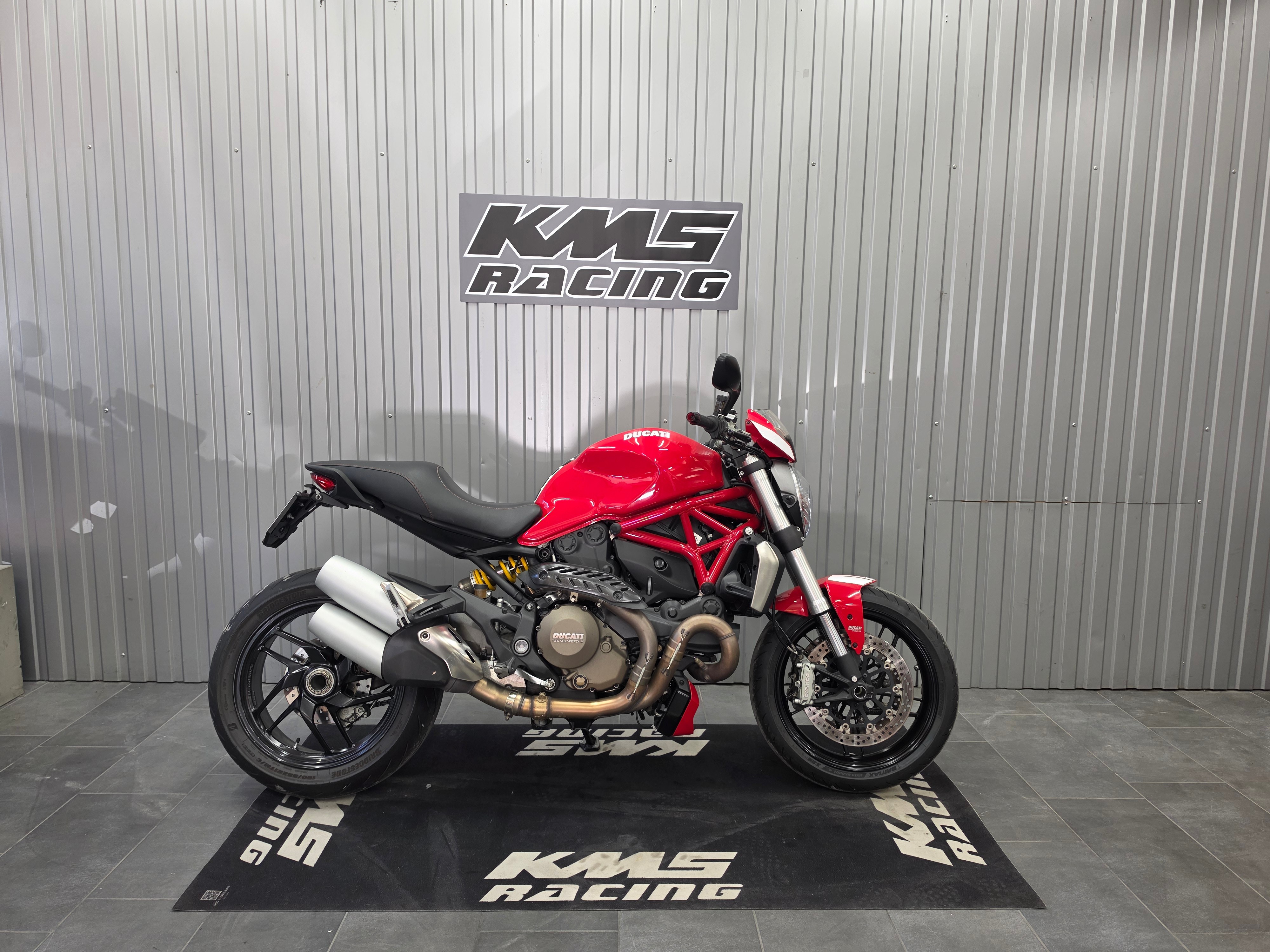 DUCATI MONSTER 1200