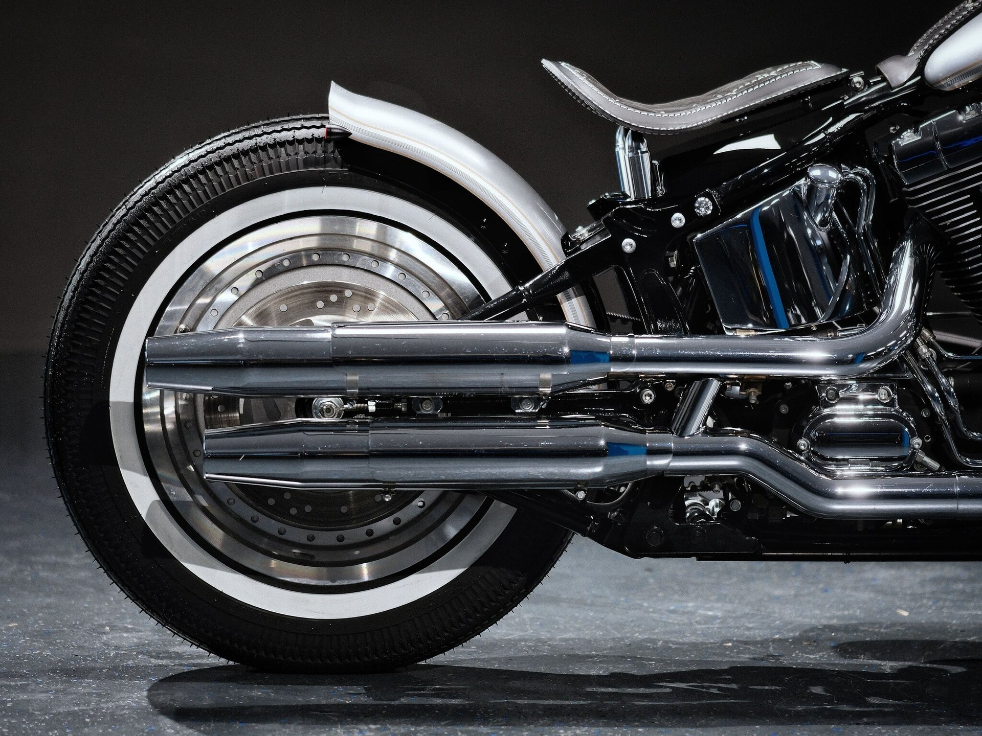 HARLEY-DAVIDSON FLSTF-I Fat Boy (25 kW) - 8
